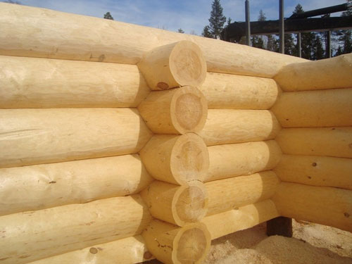 Как выбрать толщину стен при строительстве деревянного дома